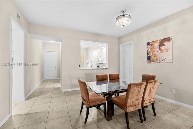 38 Harbour Isle Dr E Unit 104, Fort Pierce, FL 34949