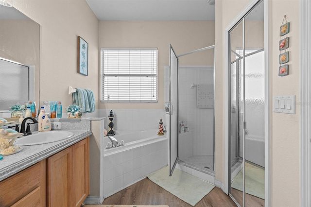 24357 AMBERLEAF COURT, Leesburg, FL 34748