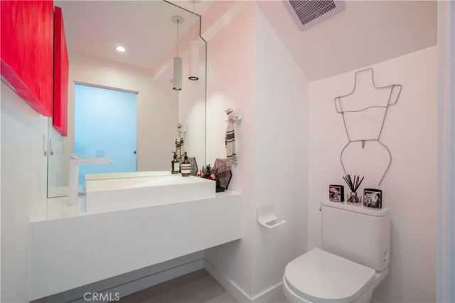 3855 S Centinela, Los Angeles, CA 90066