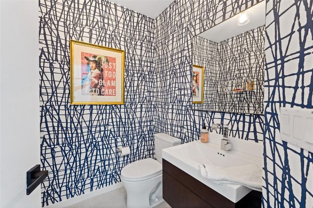 325 Seven Isles Dr, Fort Lauderdale, FL 33301