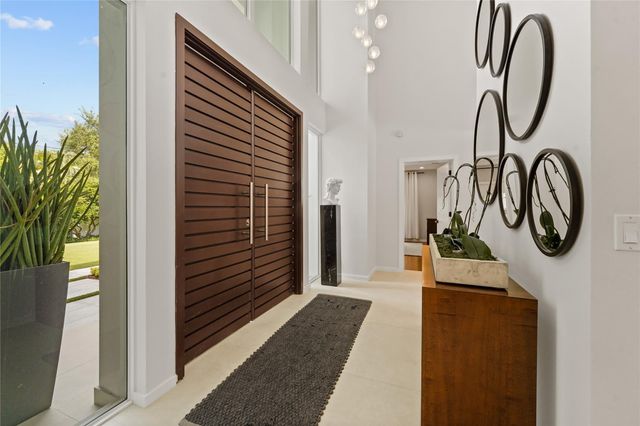 325 Seven Isles Dr, Fort Lauderdale, FL 33301