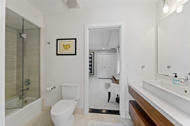 325 Seven Isles Dr, Fort Lauderdale, FL 33301