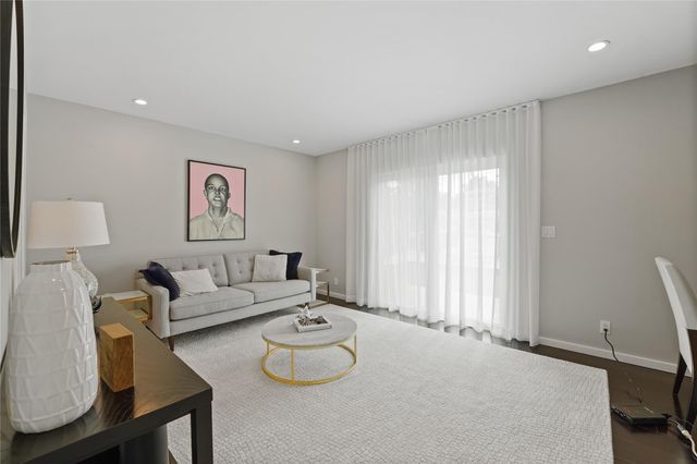 325 Seven Isles Dr, Fort Lauderdale, FL 33301