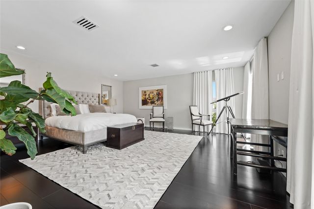 325 Seven Isles Dr, Fort Lauderdale, FL 33301