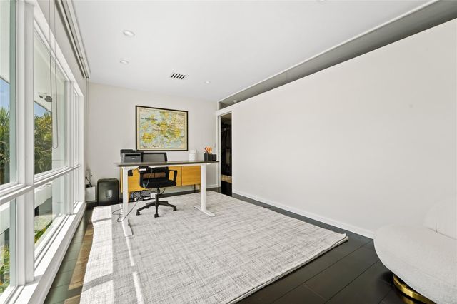 325 Seven Isles Dr, Fort Lauderdale, FL 33301