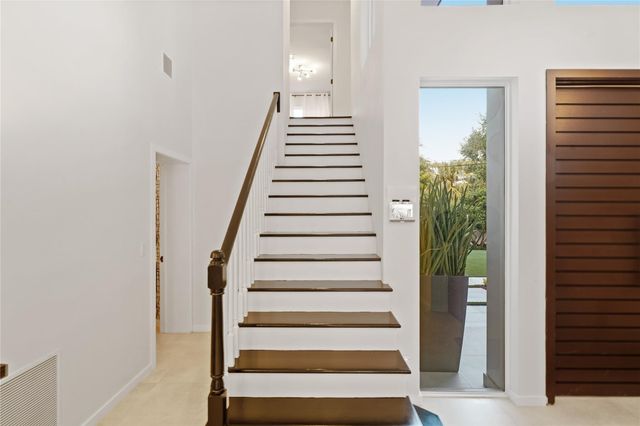 325 Seven Isles Dr, Fort Lauderdale, FL 33301