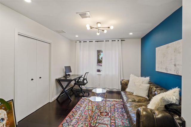 325 Seven Isles Dr, Fort Lauderdale, FL 33301