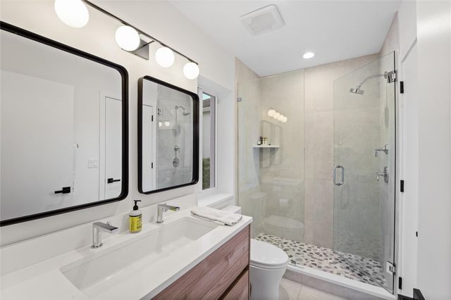 325 Seven Isles Dr, Fort Lauderdale, FL 33301