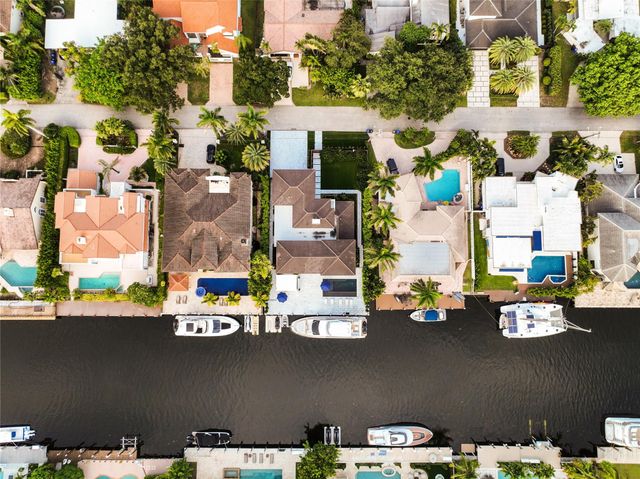 325 Seven Isles Dr, Fort Lauderdale, FL 33301