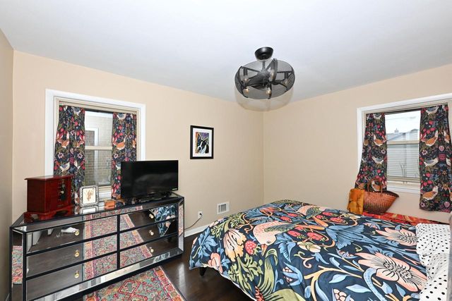 817 Montana AVENUE, South Milwaukee, WI 53172