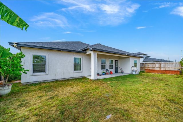 7222 Latitude St, Corpus Christi, TX 78414