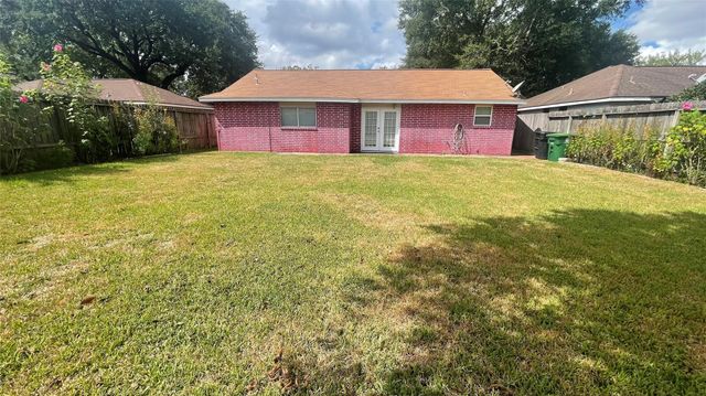 15010 Dogwood Tree Street, Houston, TX 77060