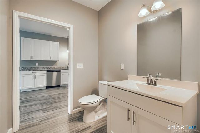 9 Steele Boulevard 201, Berlin, CT 06037
