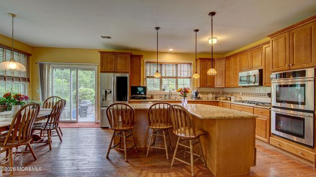 3 Hartshorne Drive, Millstone, NJ 08510