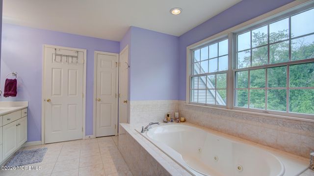 3 Hartshorne Drive, Millstone, NJ 08510