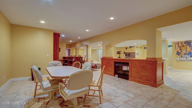 3 Hartshorne Drive, Millstone, NJ 08510