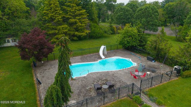 3 Hartshorne Drive, Millstone, NJ 08510