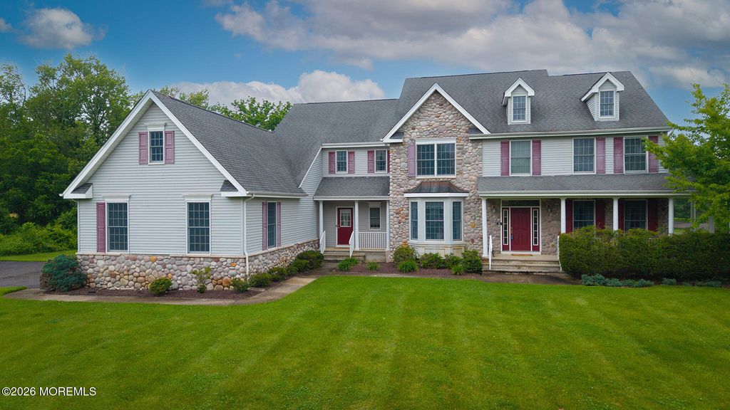 3 Hartshorne Drive, Millstone, NJ 08510