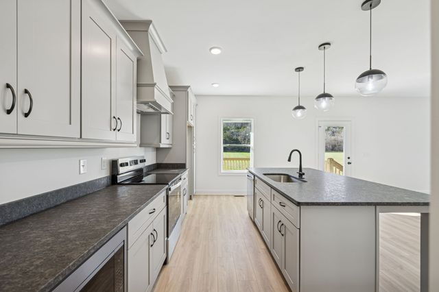 6029 Hurricane Creek Rd, Woodbury, TN 37190