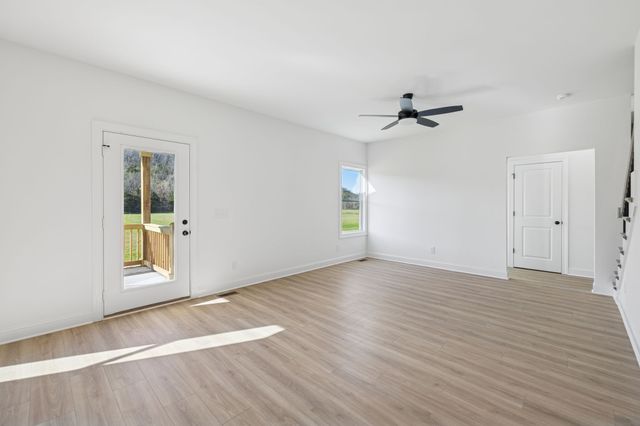 6029 Hurricane Creek Rd, Woodbury, TN 37190