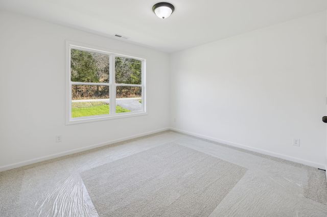 6029 Hurricane Creek Rd, Woodbury, TN 37190