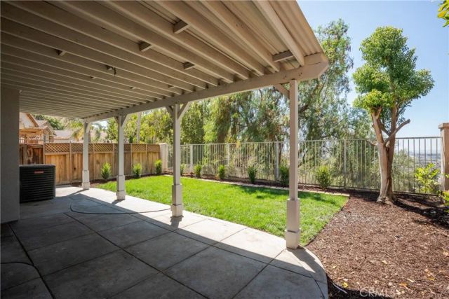 16183 Blue Haven Court, Riverside, CA 92503