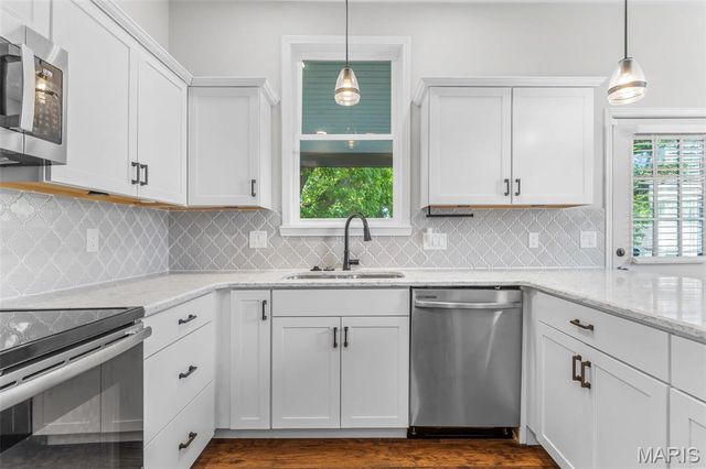 920 Wachtel Avenue, St Louis, MO 63125