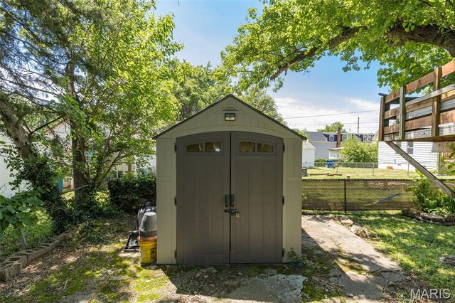 920 Wachtel Avenue, St Louis, MO 63125