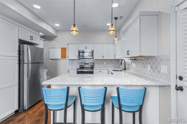 920 Wachtel Avenue, St Louis, MO 63125