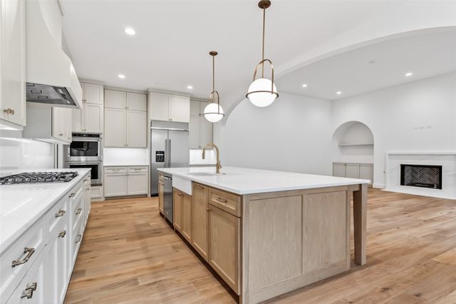8629 Lockhaven Drive, Dallas, TX 75238