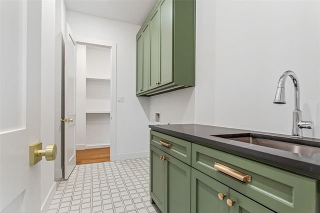 8629 Lockhaven Drive, Dallas, TX 75238