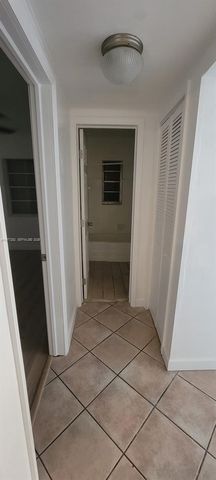 142 SE 4th Ave, Boynton Beach, FL 33435