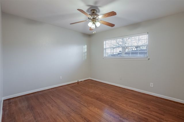 3613 Jeanette Drive, Fort Worth, TX 76109