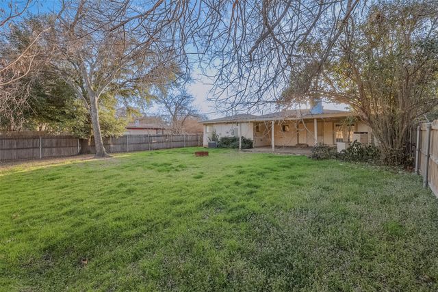 3613 Jeanette Drive, Fort Worth, TX 76109