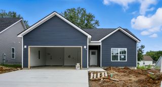 1330 Isaiah Dr, Clarksville, TN 37042