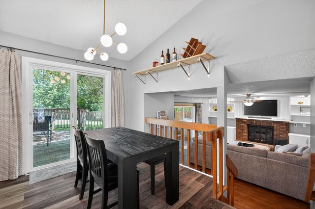 5469 Dakota Drive, West Des Moines, IA 50266