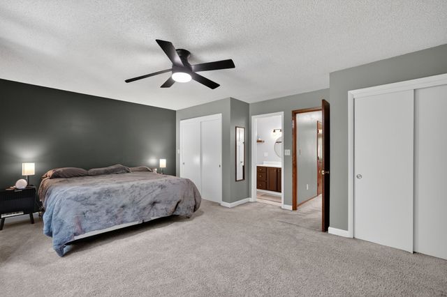 5469 Dakota Drive, West Des Moines, IA 50266