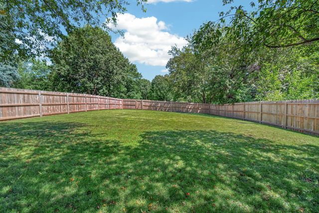 5469 Dakota Drive, West Des Moines, IA 50266