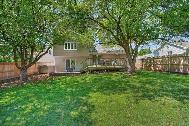 5469 Dakota Drive, West Des Moines, IA 50266