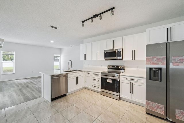 931 VAN LOON COURT, Kissimmee, FL 34758
