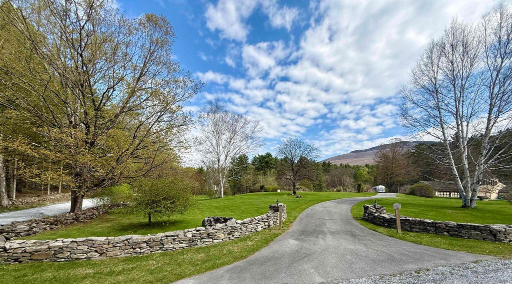 7 Dusty Hollow Lane, Dorset, VT 05251