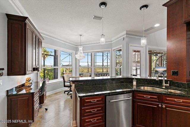 751 SHIPWATCH Drive E, Jacksonville, FL 32225