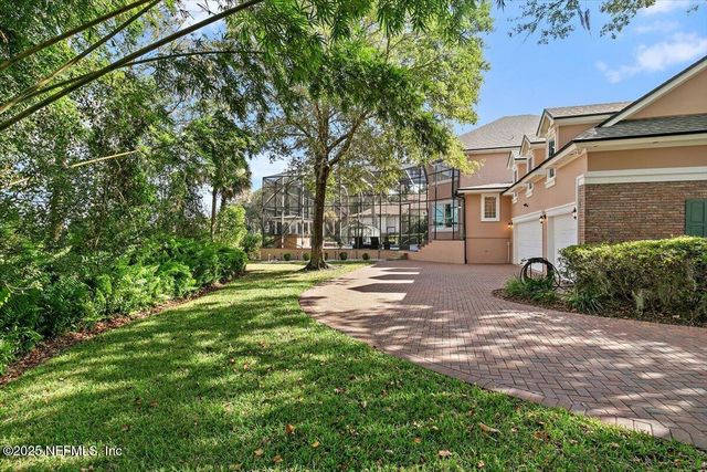 751 SHIPWATCH Drive E, Jacksonville, FL 32225