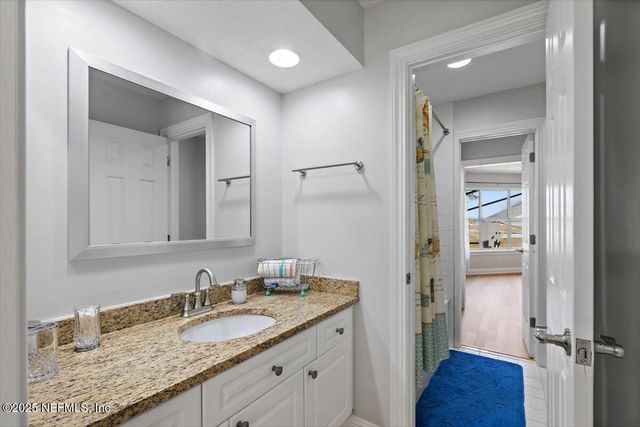 751 SHIPWATCH Drive E, Jacksonville, FL 32225