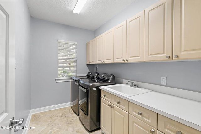 751 SHIPWATCH Drive E, Jacksonville, FL 32225