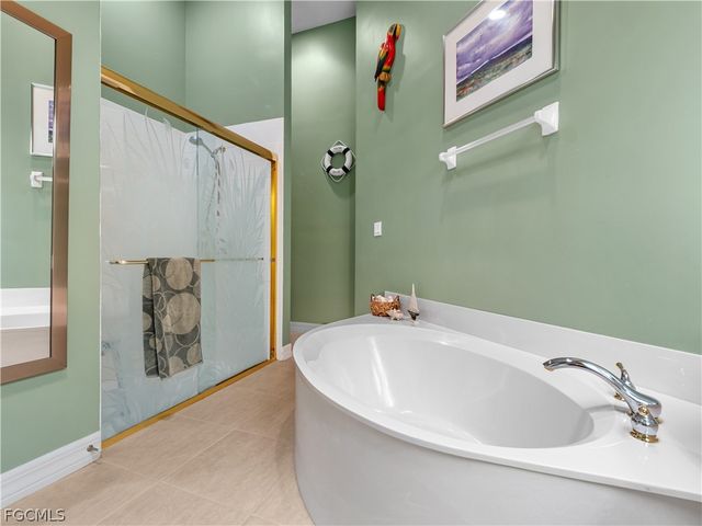 15220 Cape Sable LN, Fort Myers, FL 33908