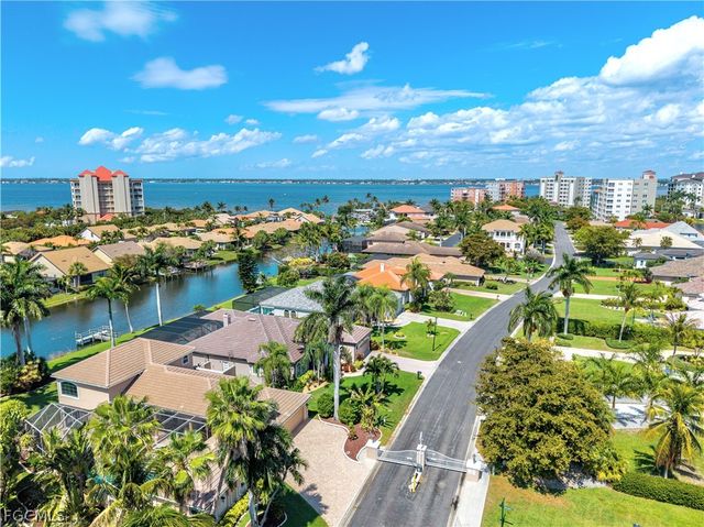 15220 Cape Sable LN, Fort Myers, FL 33908