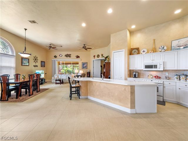 15220 Cape Sable LN, Fort Myers, FL 33908