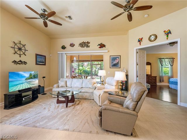 15220 Cape Sable LN, Fort Myers, FL 33908