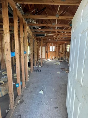 20160 SE 141ST STREET, Umatilla, FL 32784